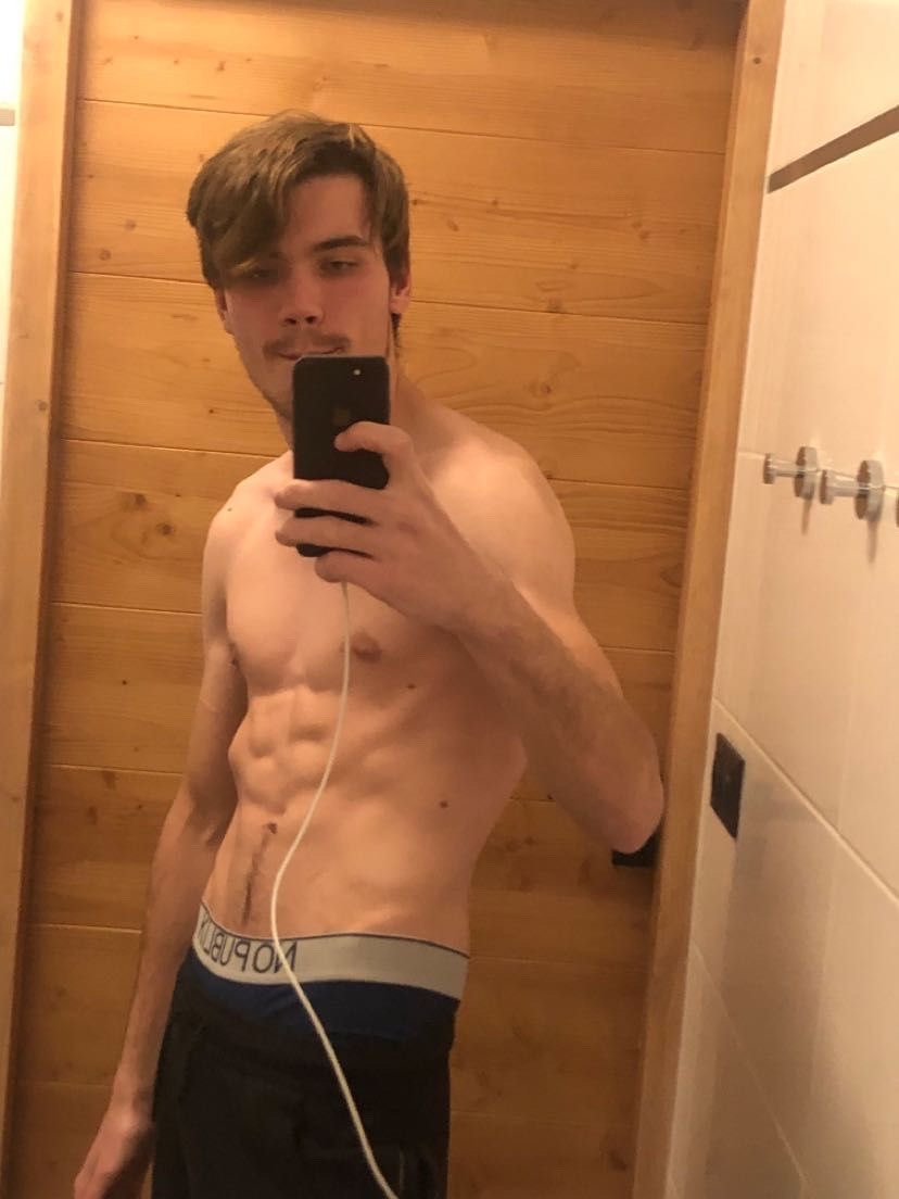 Profil de Ceylian, 25 ans, Escort Gay Canada à Sainte-Monique