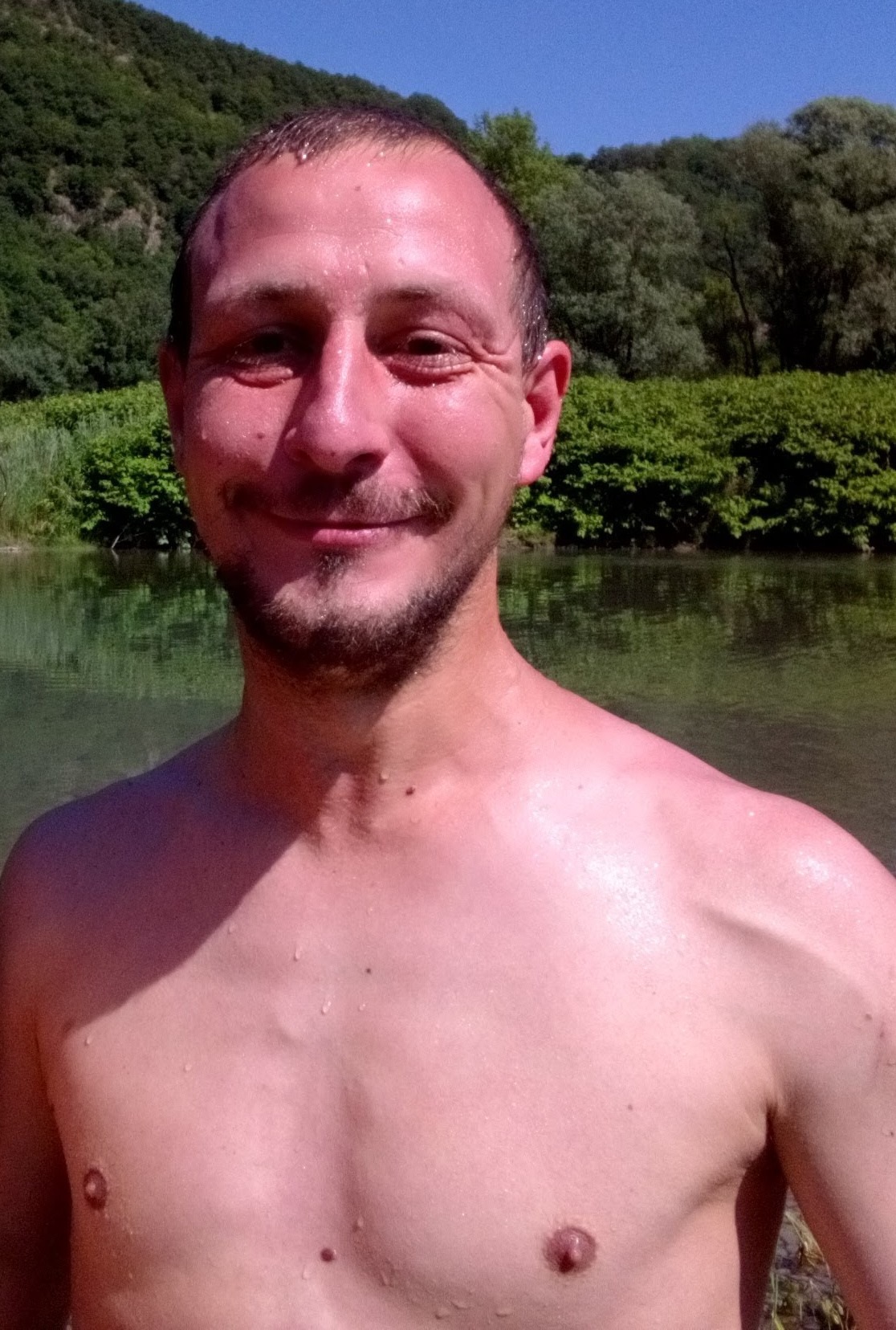 Profil de Taieb, 40 ans, Escort Gay Canada à Hythe