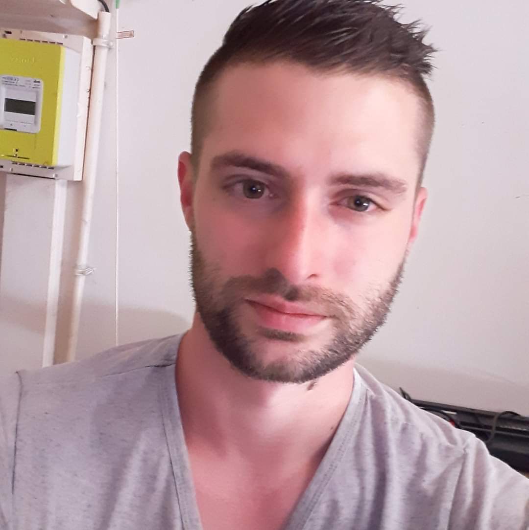 Profil de Abdelsalem, 34 ans, Escort Gay Canada à Saint-Claude