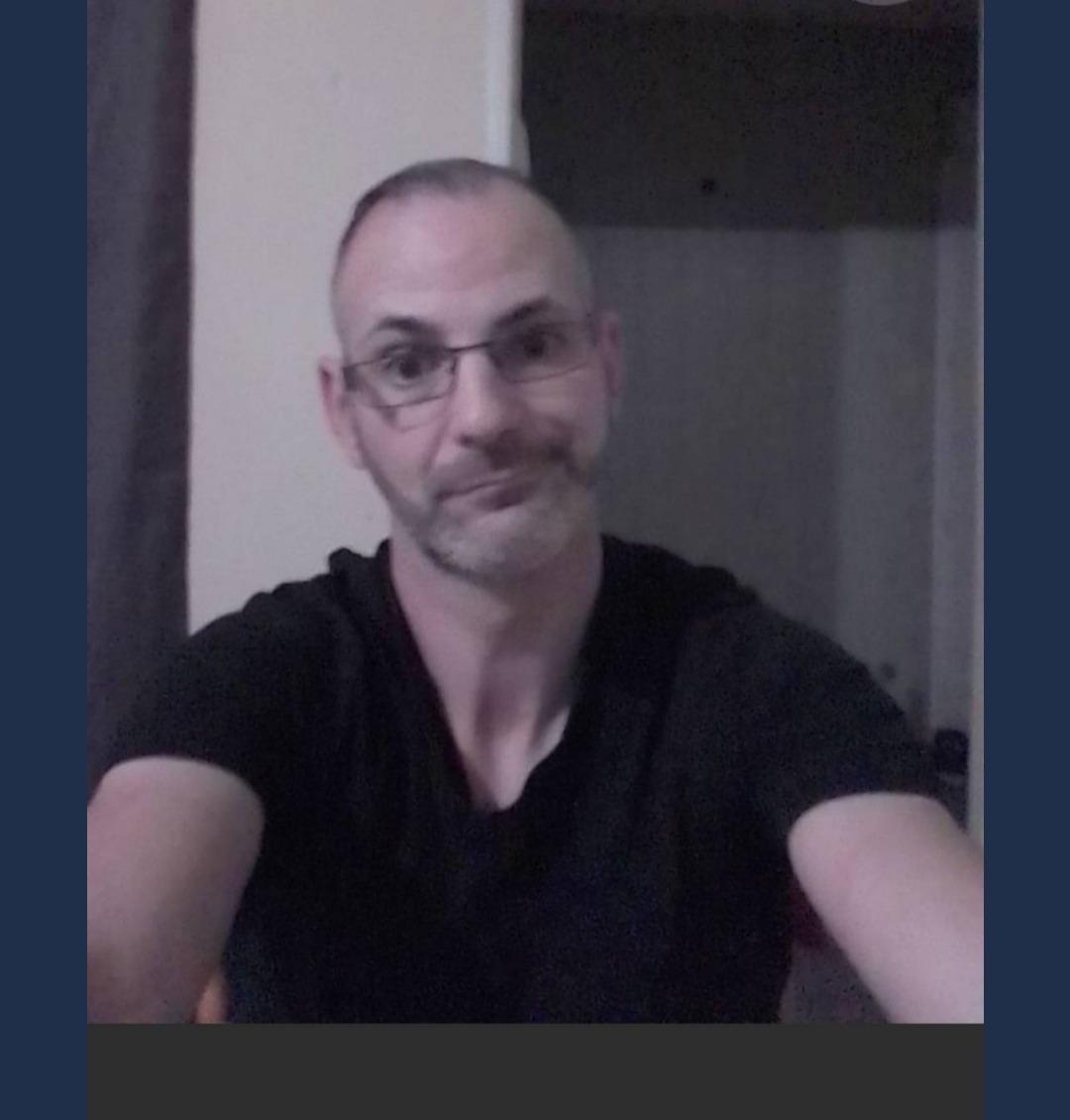 Profil de Silvio, 48 ans, Escort Gay Canada à Innisfail
