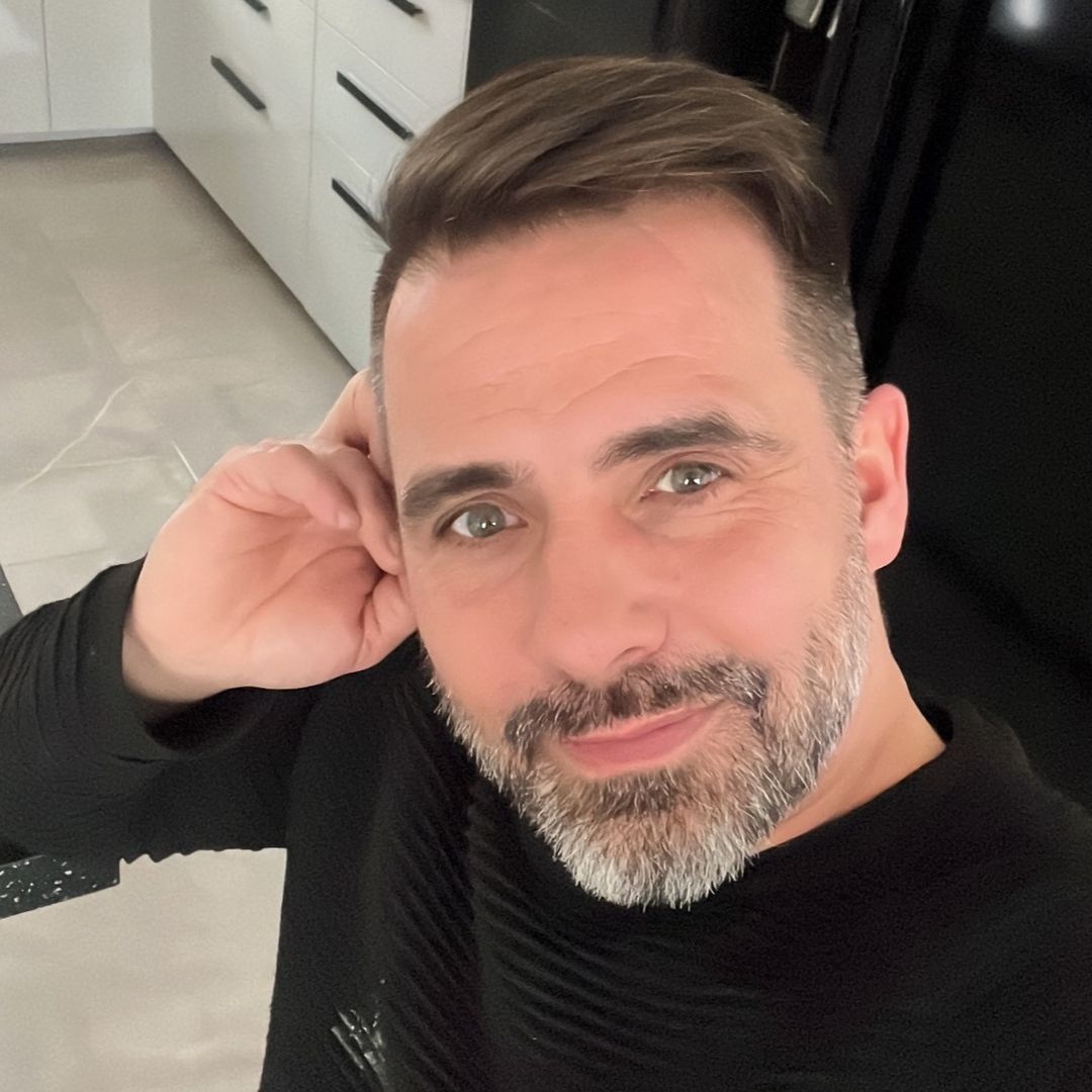 Profil de Mourrad, 40 ans, Escort Gay Canada à Lewisporte