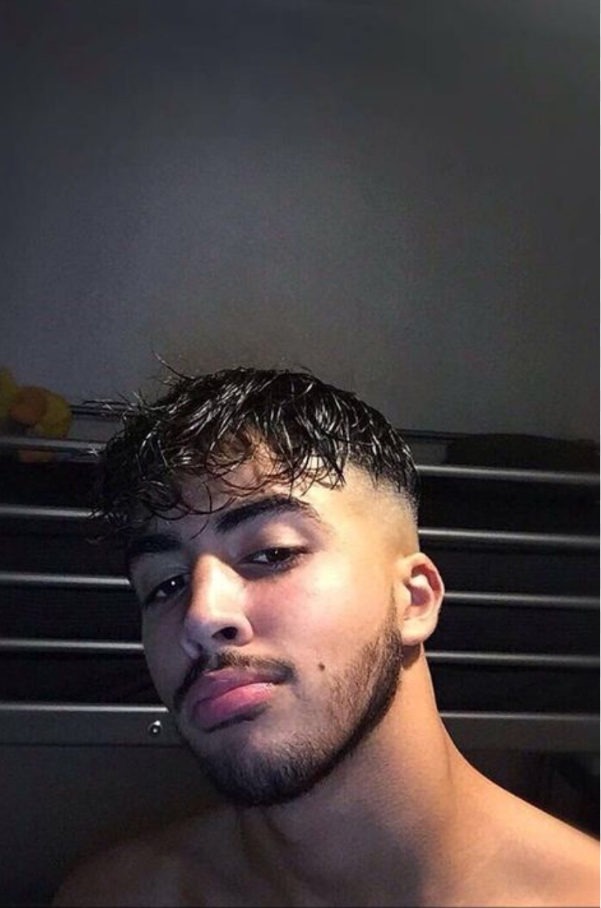 Profil de Akif, 20 ans, Escort Gay Canada à Watson Lake