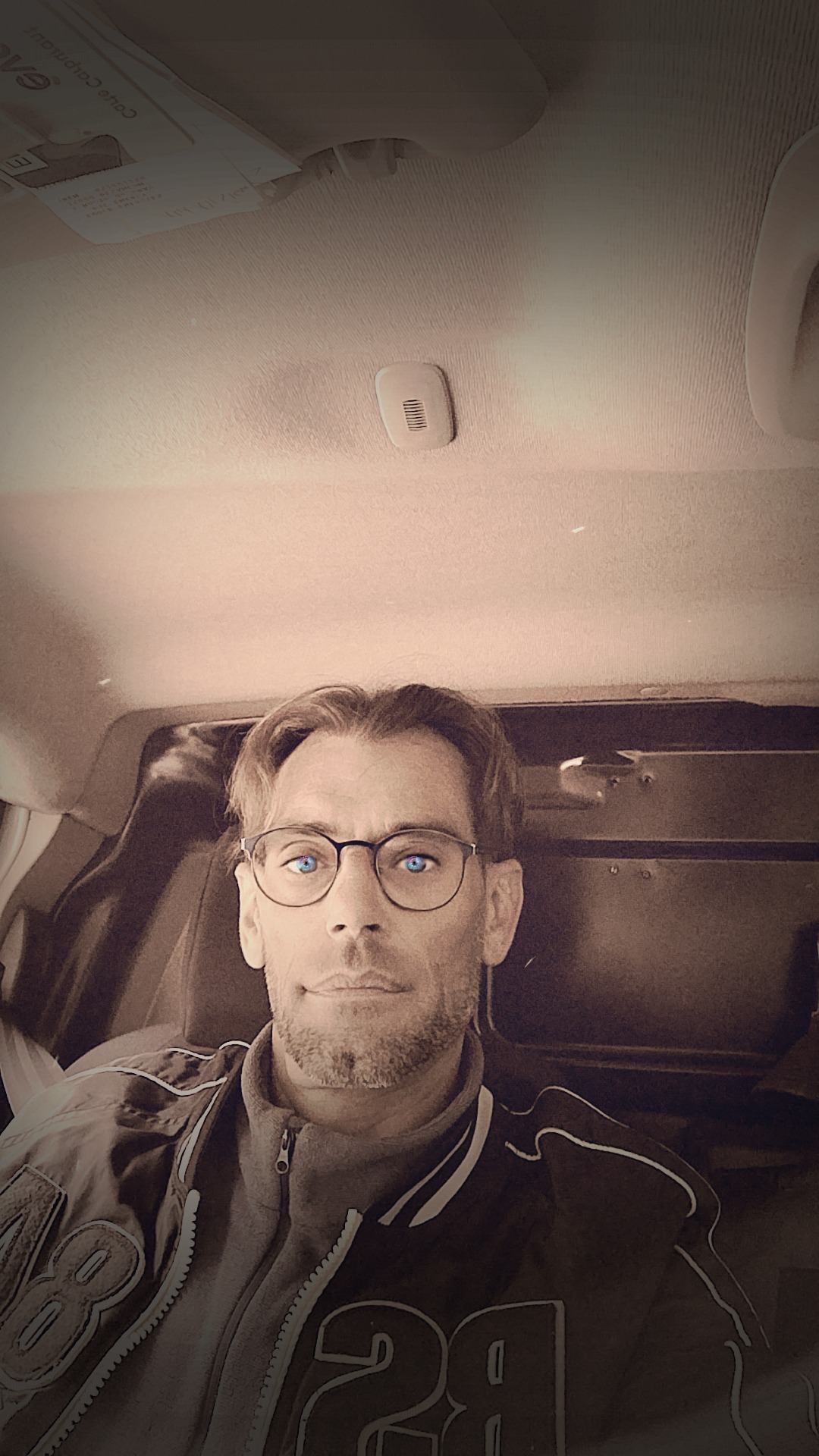 Profil de Jean-auguste, 46 ans, Escort Gay Canada à Saint-Urbain