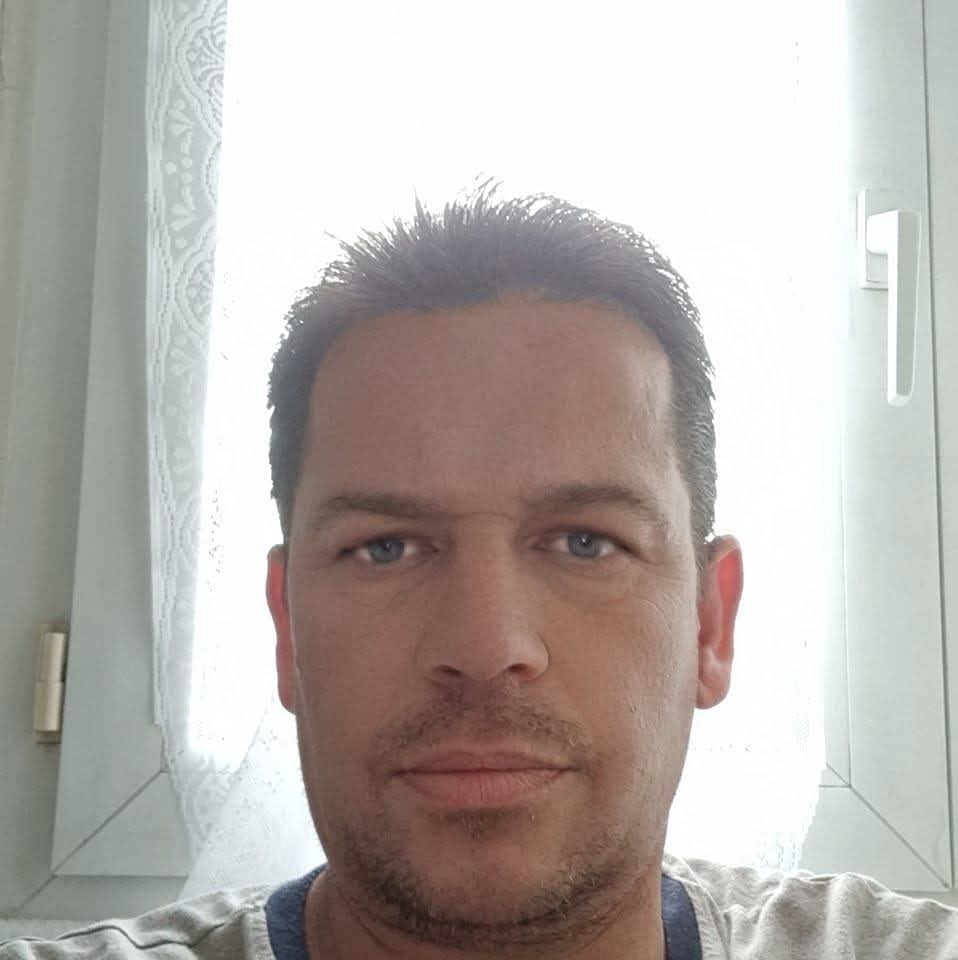 Profil de Camerone, 50 ans, Escort Gay Canada à Athabasca