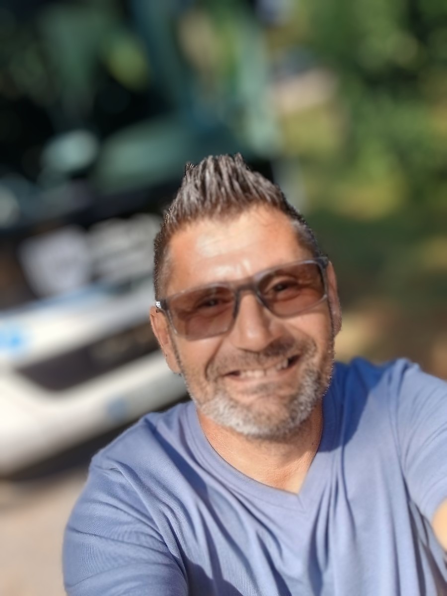 Profil de Mourrad, 52 ans, Escort Gay Canada à Morinville