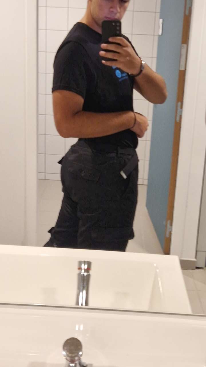 Profil de Aslan, 19 ans, Escort Gay Canada à Alberta Beach