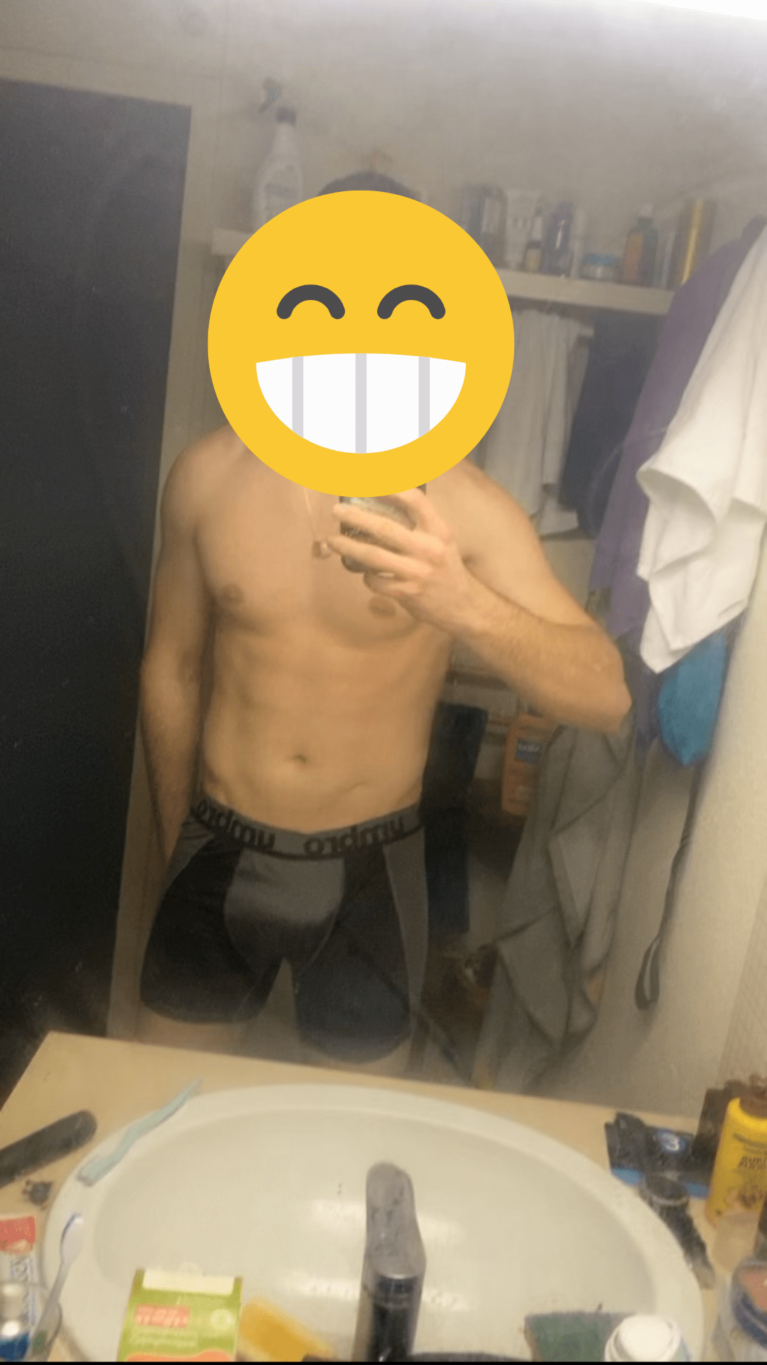 Profil de Ennemond, 18 ans, Escort Gay Canada à Saint-Marcellin