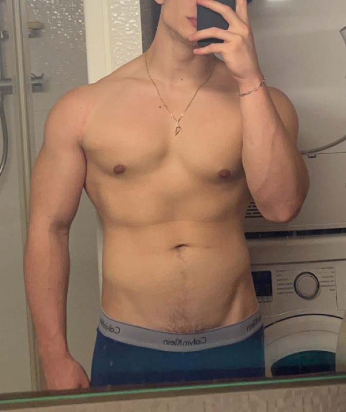 Profil de Georges-henry, 23 ans, Escort Gay Canada à Fort Macleod
