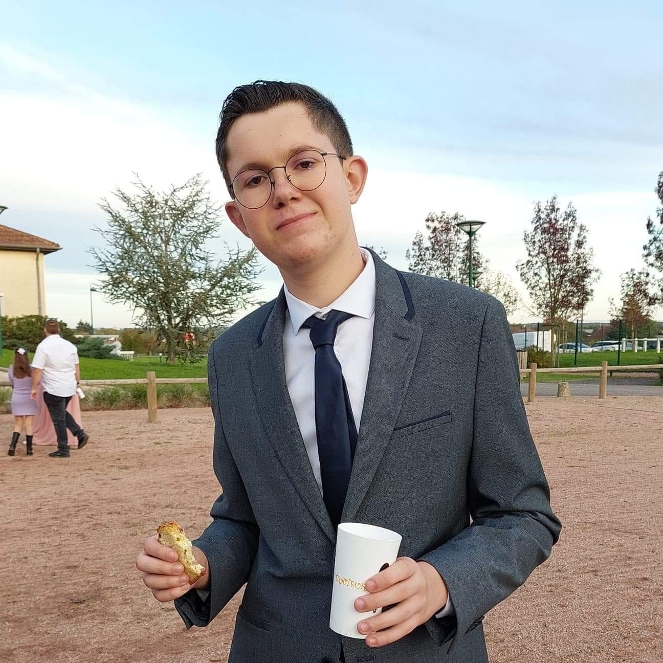 Profil de Ludo, 18 ans, Escort Gay Canada à Saint-André-d'Argenteuil