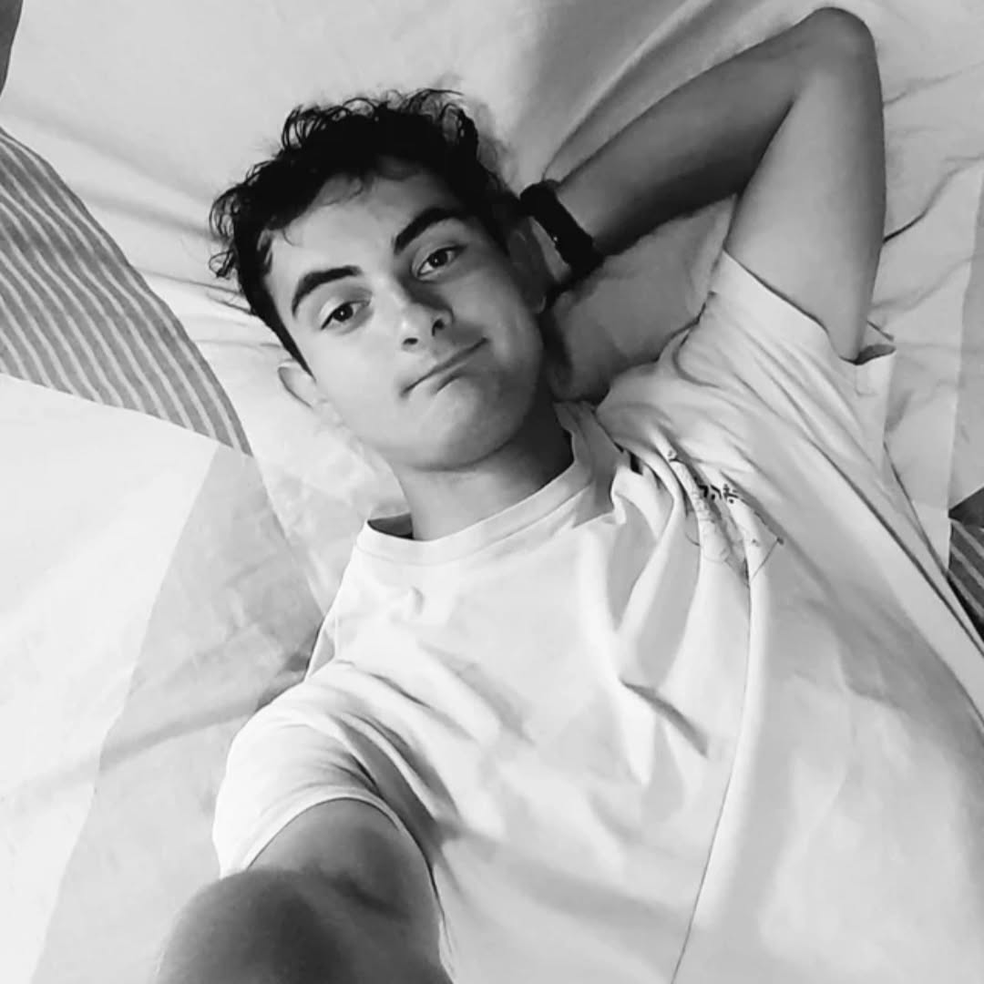 Profil de Abdelwahid, 18 ans, Escort Gay Canada à Granum