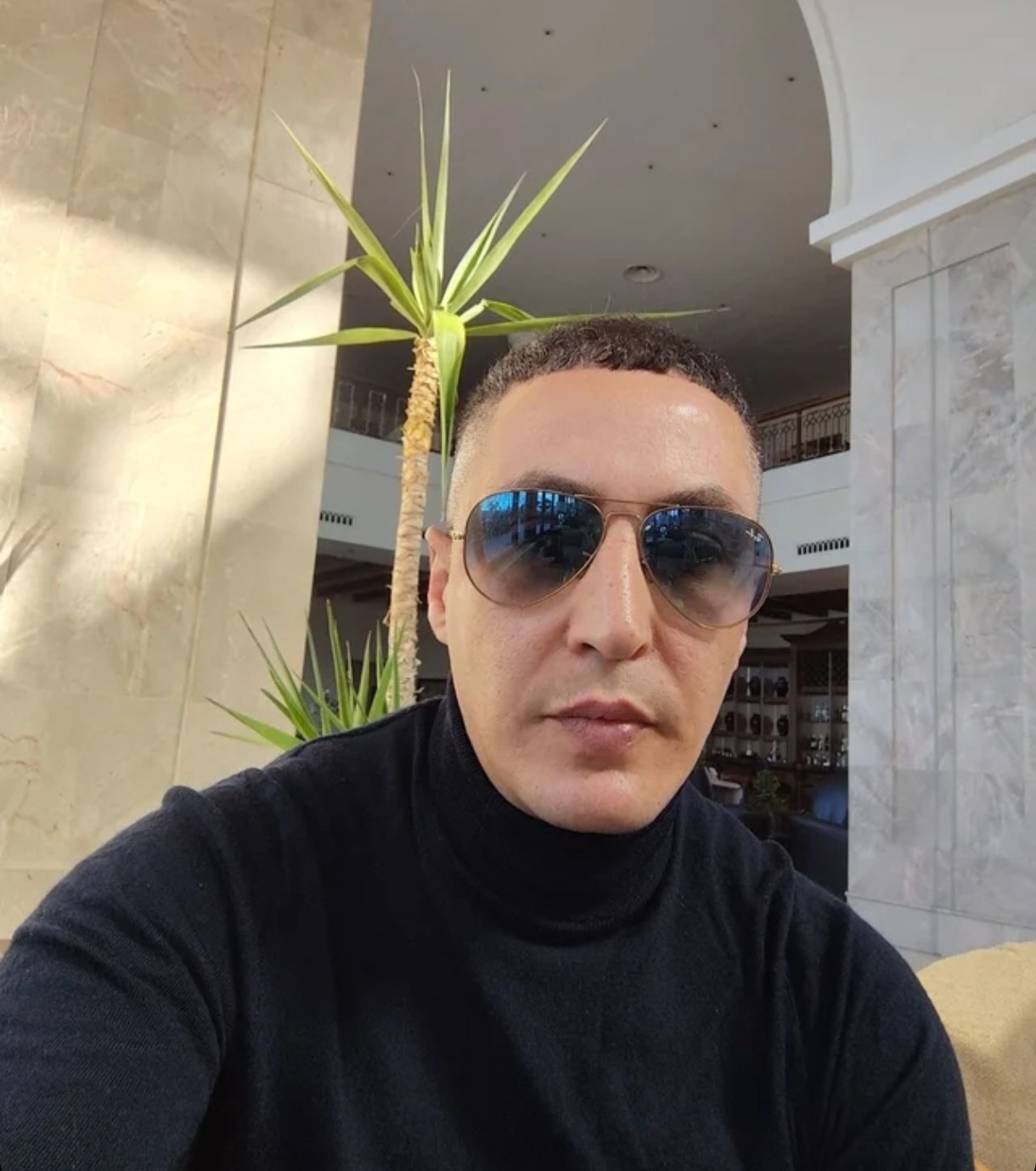 Profil de Dominique, 37 ans, Escort Gay Canada à Central Huron