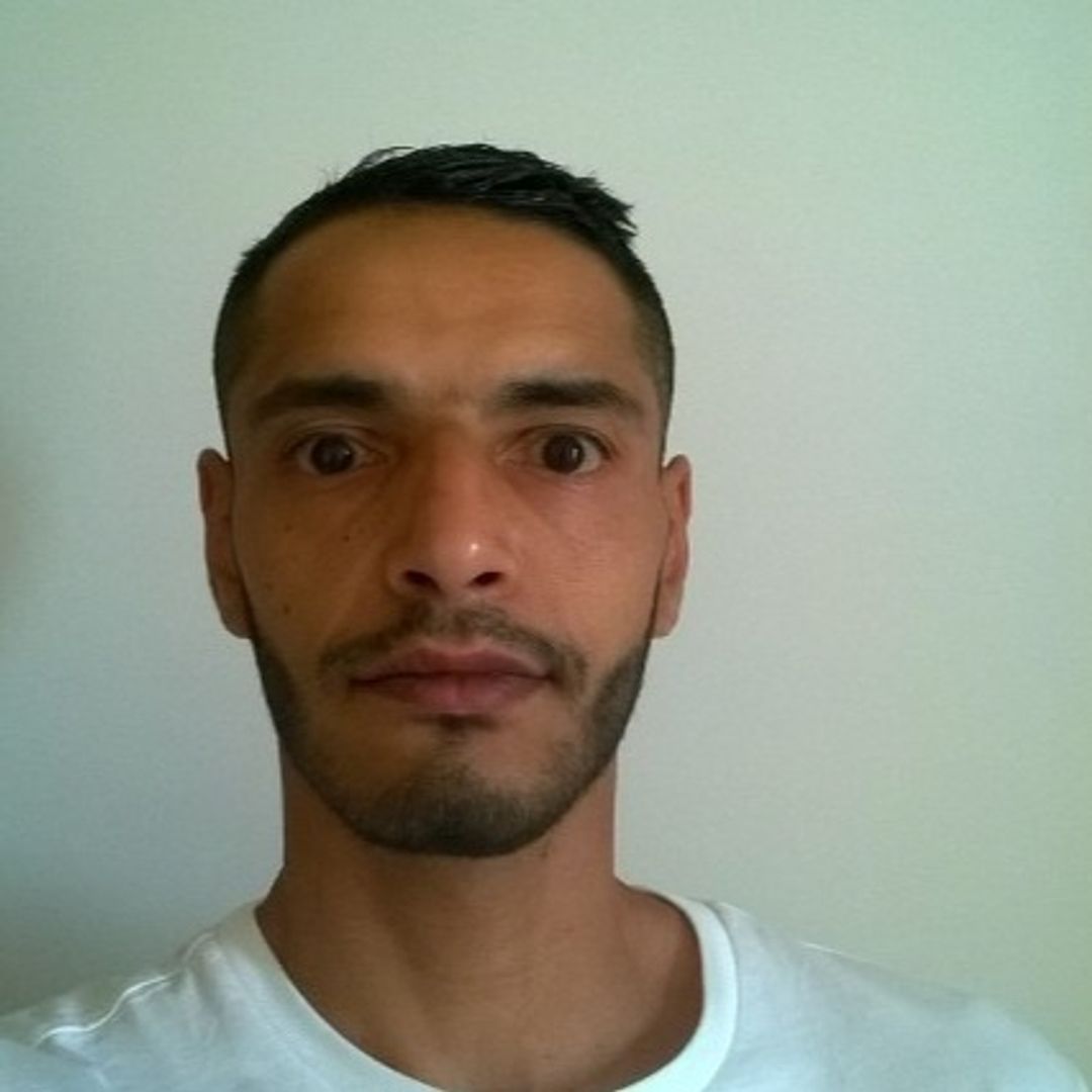Profil de Pierre-richard, 36 ans, Escort Gay Canada à Val-Brillant