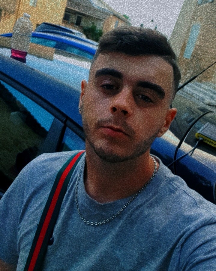 Profil de Leszek, 21 ans, Escort Gay Canada à Assiniboia