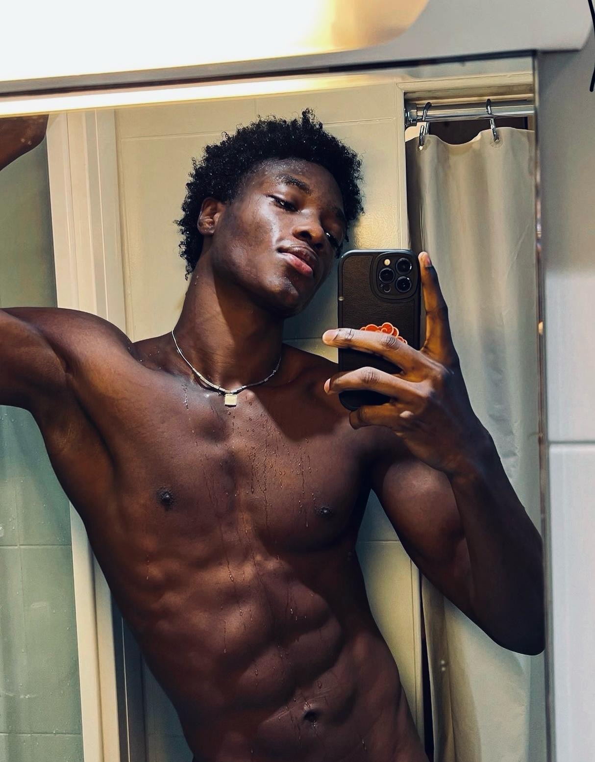 Profil de Jamele, 27 ans, Escort Gay Canada à Amaranth