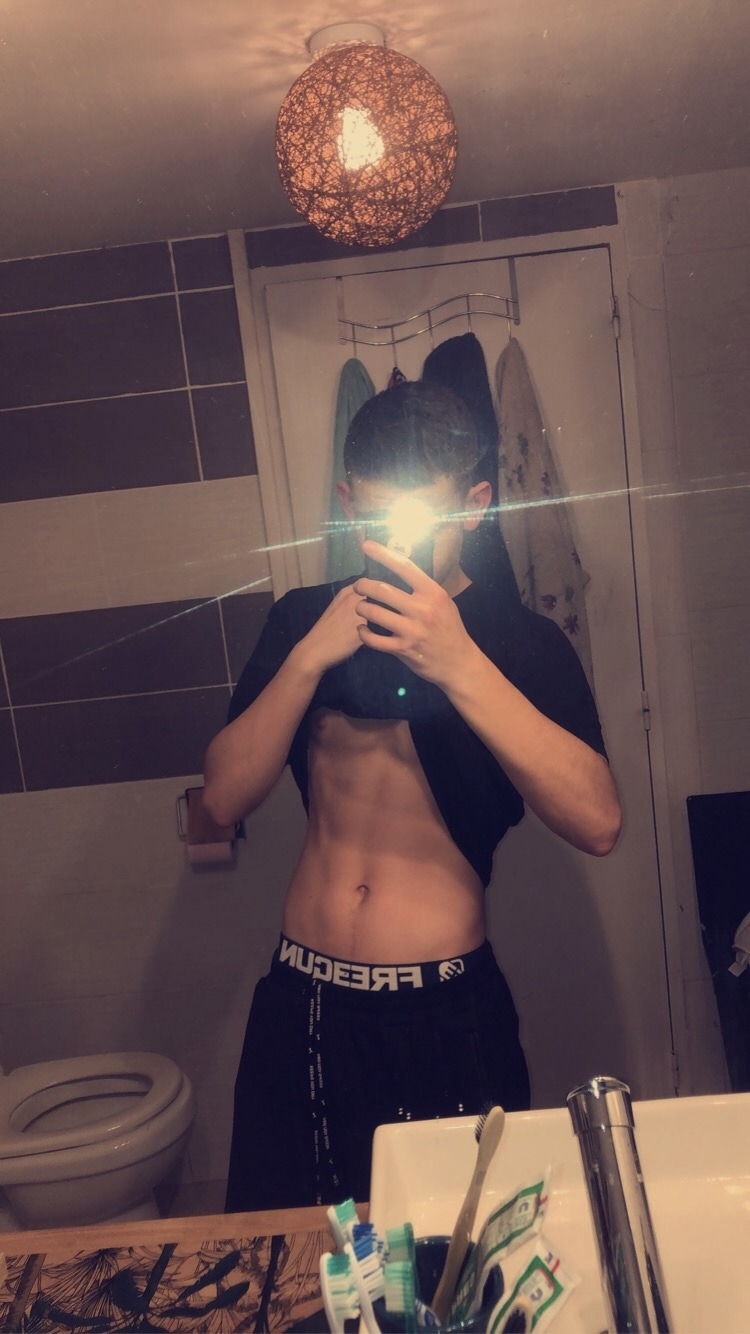 Profil de Carim, 20 ans, Escort Gay Canada à Big Valley