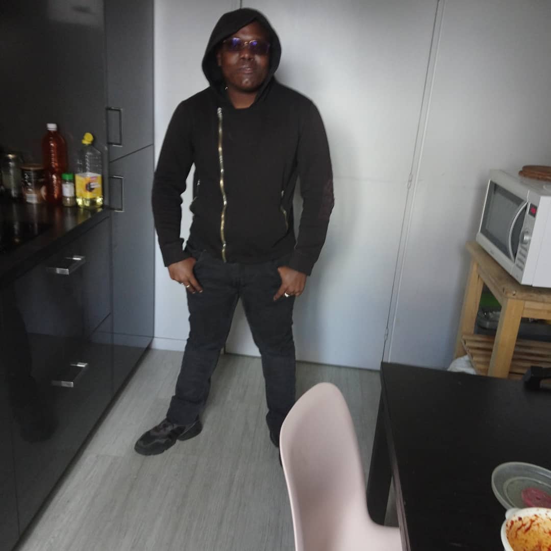 Profil de Azer, 32 ans, Escort Gay Canada à Atikokan
