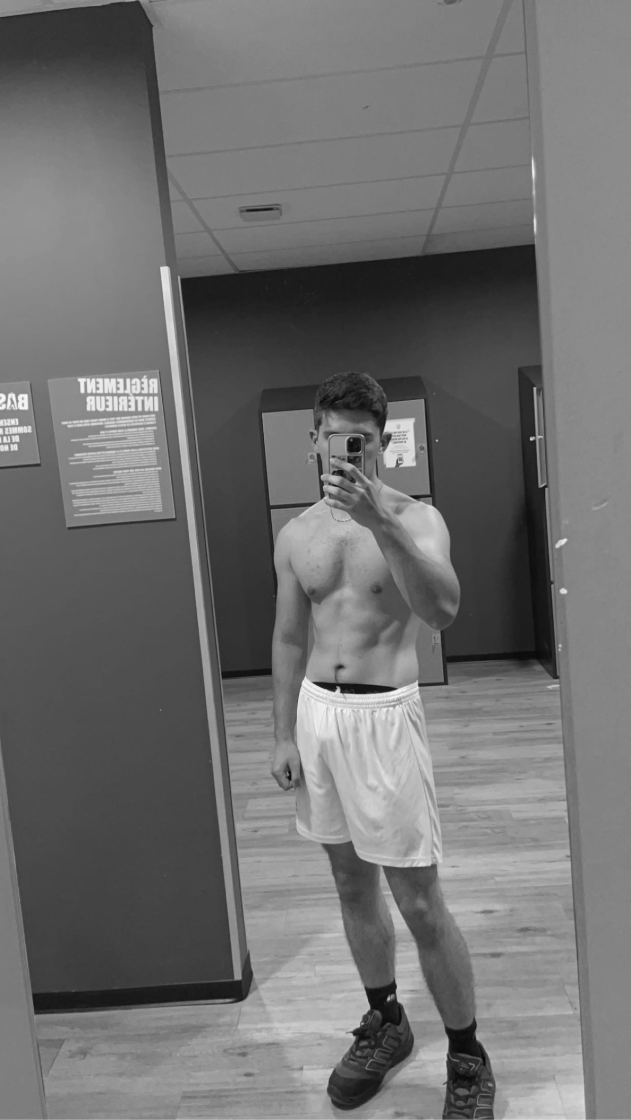 Profil de Eyvan, 25 ans, Escort Gay Canada à Lakeshore