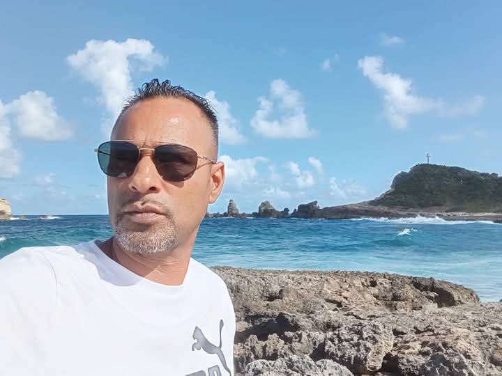 Profil de Ichame, 46 ans, Escort Gay Canada à Barrie
