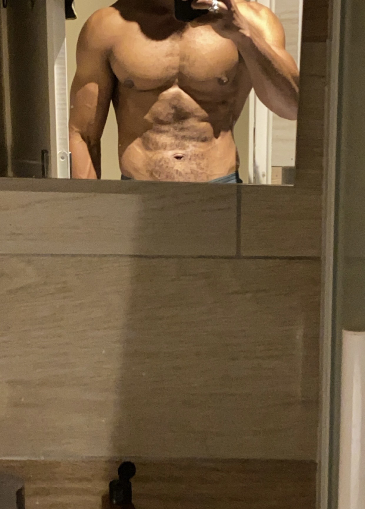 Profil de Bouchaib, 29 ans, Escort Gay Canada à Maidstone