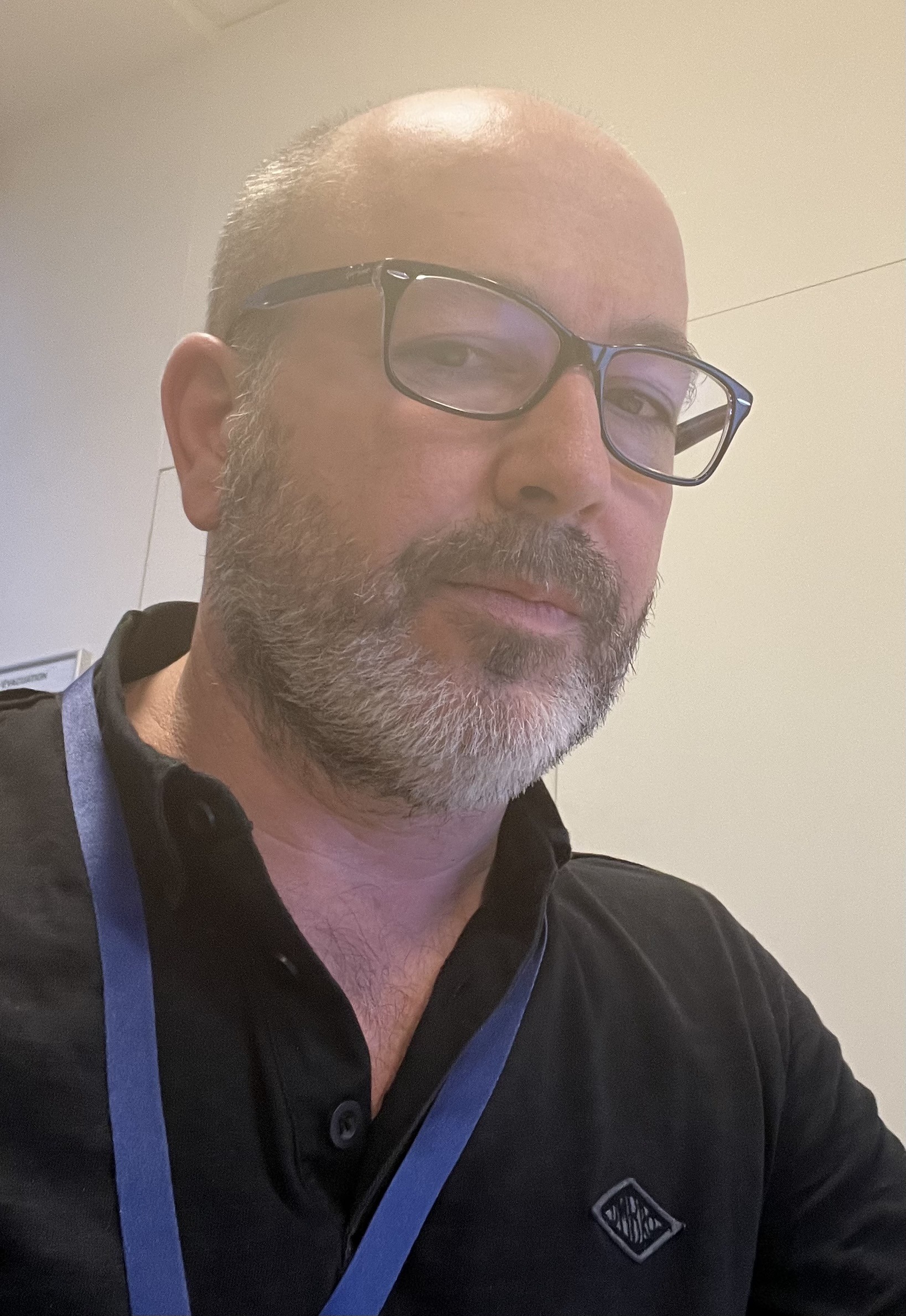 Profil de Ishem, 53 ans, Escort Gay Canada à Sainte-Marie-Saint-Raphaël