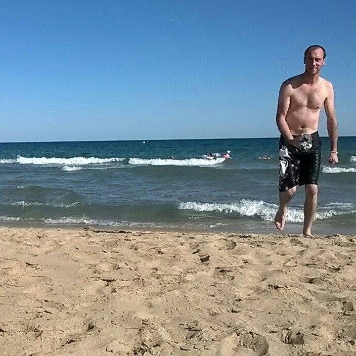 Profil de Oussam, 46 ans, Escort Gay Canada à Lorne