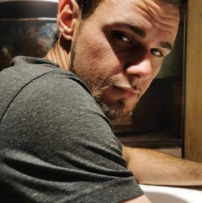 Profil de Ettore, 31 ans, Escort Gay Canada à Saint-Raymond