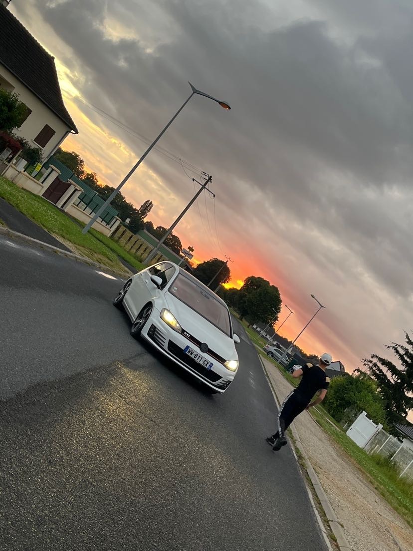 Profil de Auguste, 23 ans, Escort Gay Canada à Killarney