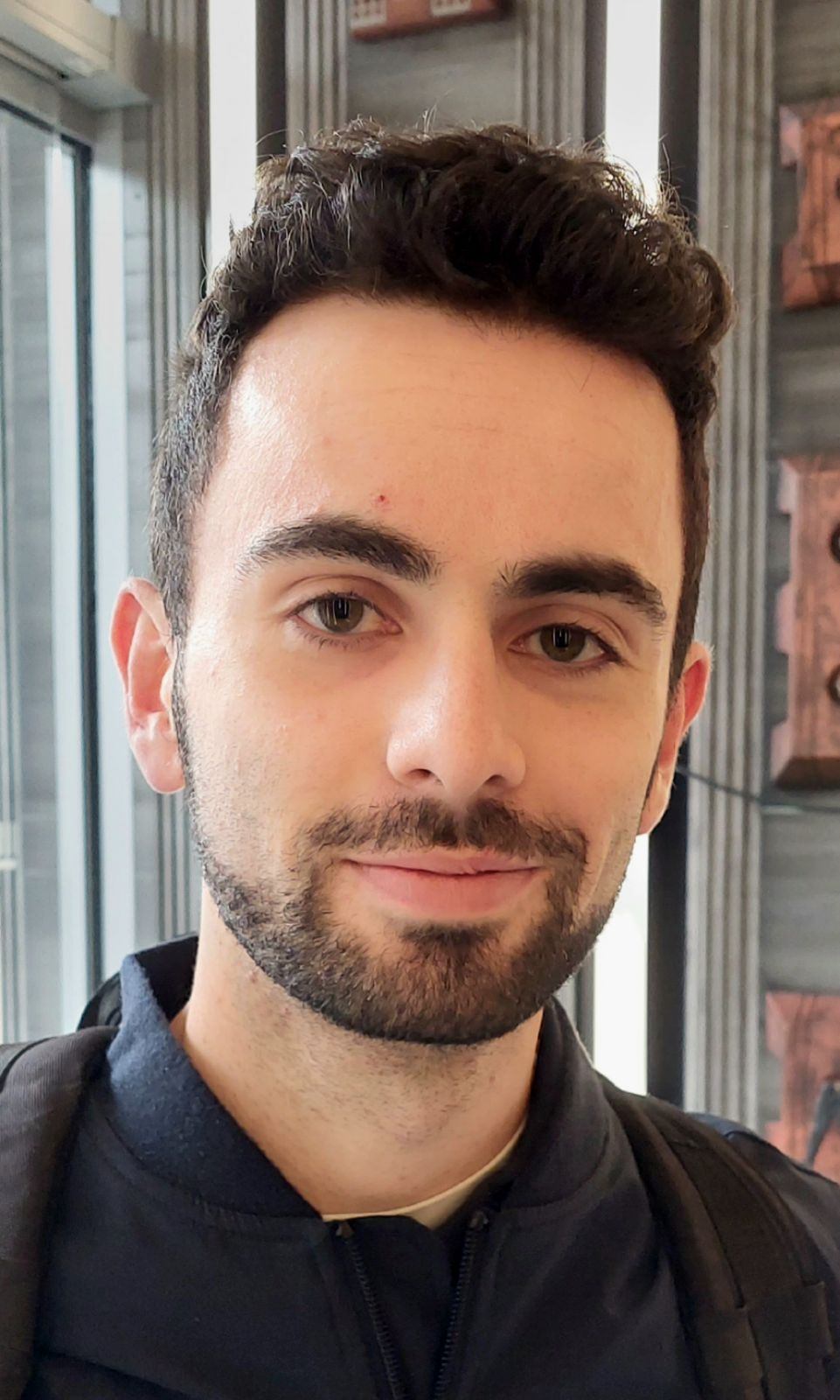 Profil de Nedim, 21 ans, Escort Gay Canada à Saint-Urbain