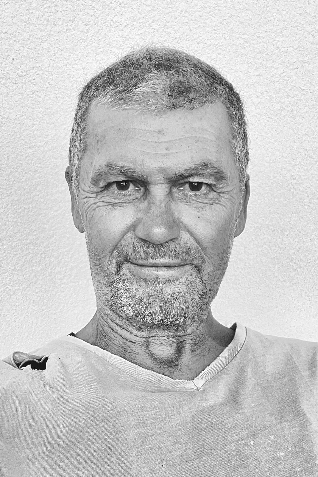 Profil de Azzedine, 49 ans, Escort Gay Canada à Donnacona