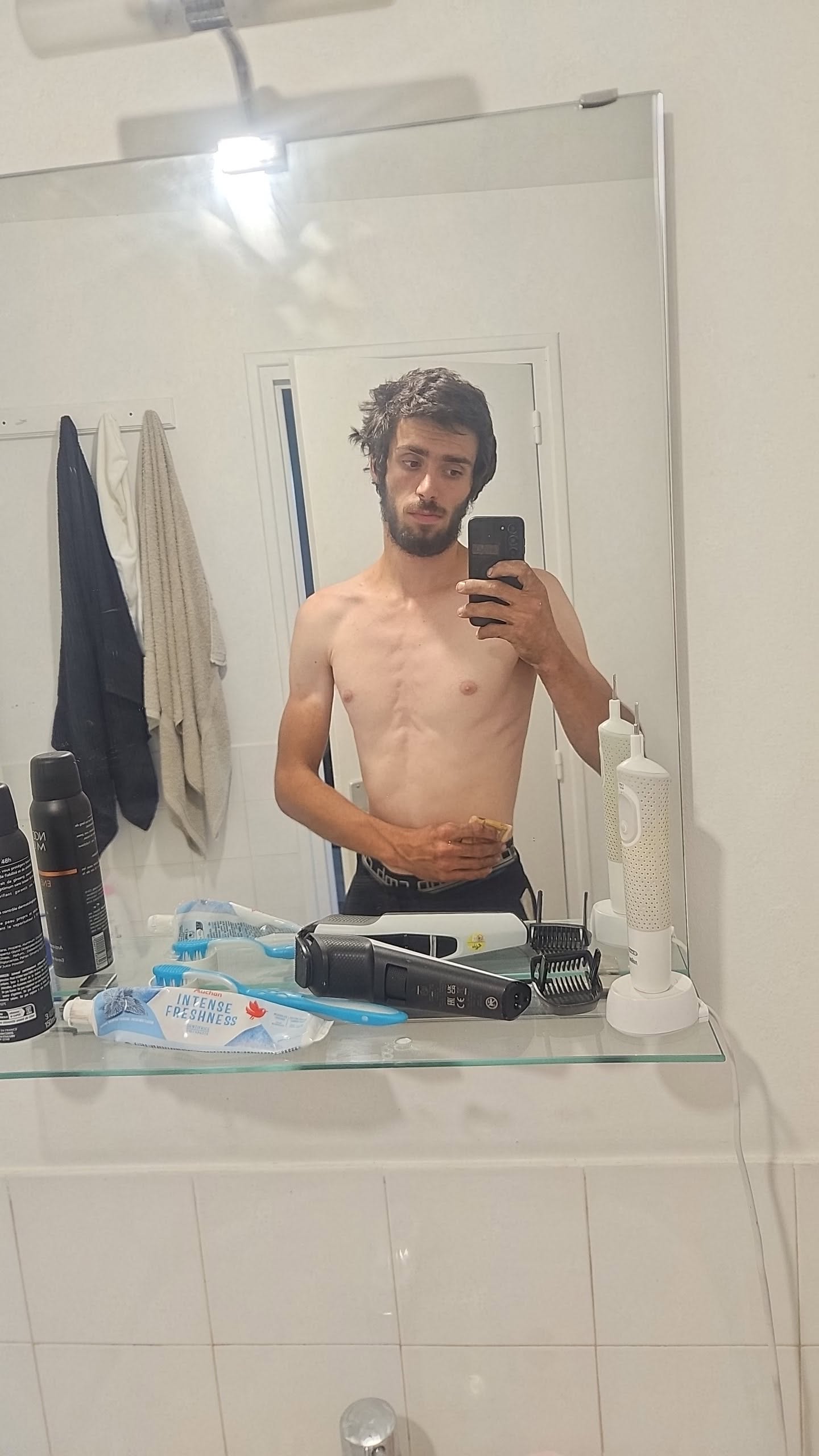 Profil de Abdel-aziz, 18 ans, Escort Gay Canada à Stony Plain