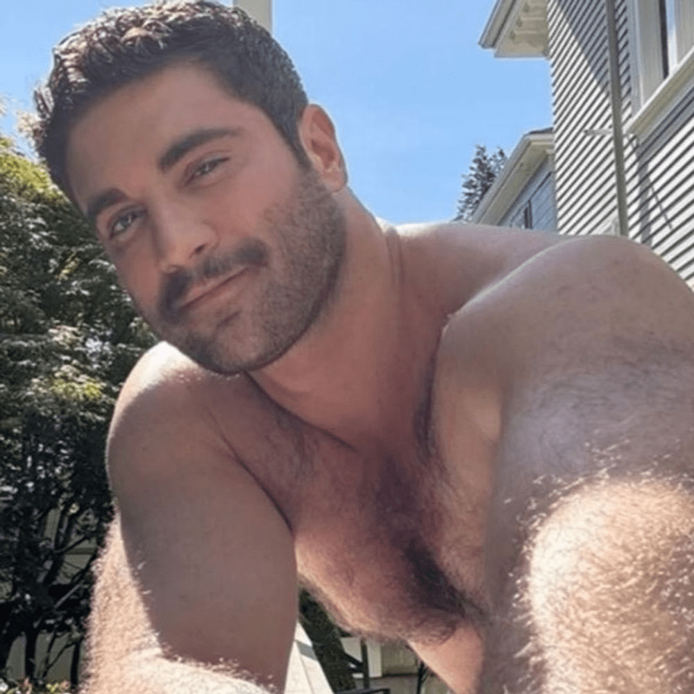 Profil de Amauri, 25 ans, Escort Gay Canada à Aurora